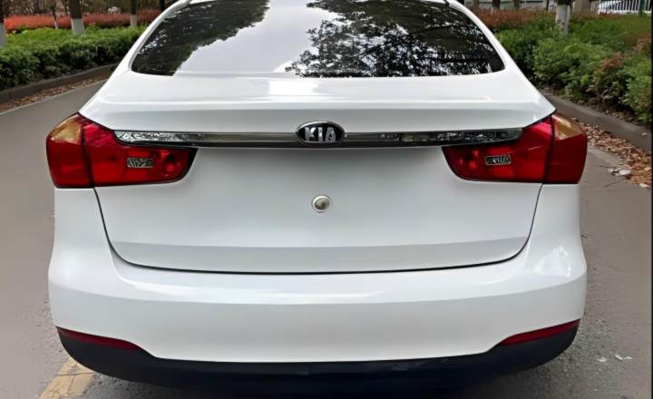起亚 K3 2013款 1.6L 自动GLS