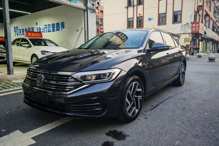大众 速腾 280TSI DSG超越版