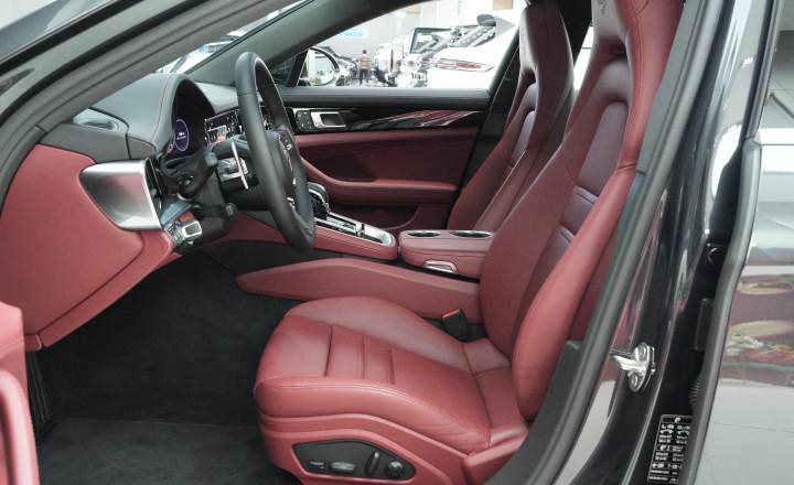 保时捷 Panamera 2023款 Panamera 行政加长版 2.9T