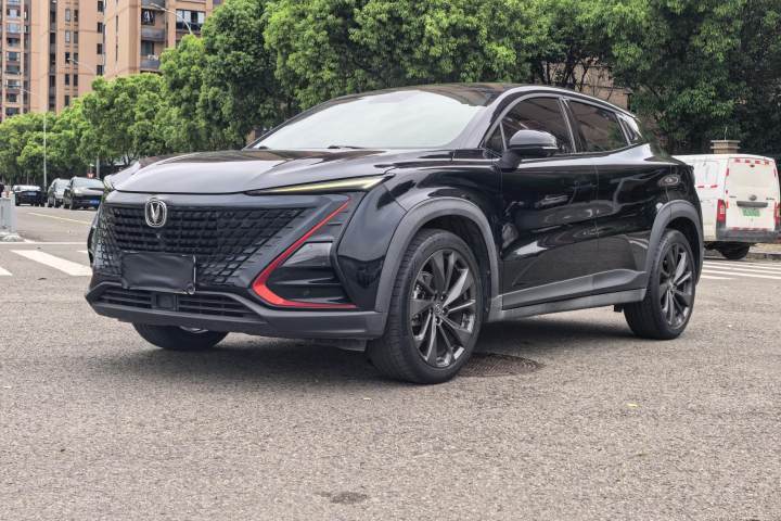 长安 UNI-T 1.5T 尊贵型