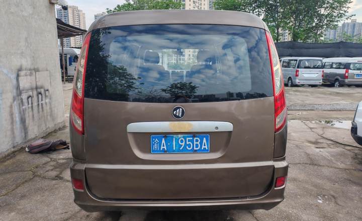 福田 风景G5 2019款 2.0L平顶长轴7座多用途乘用车4G63S4M