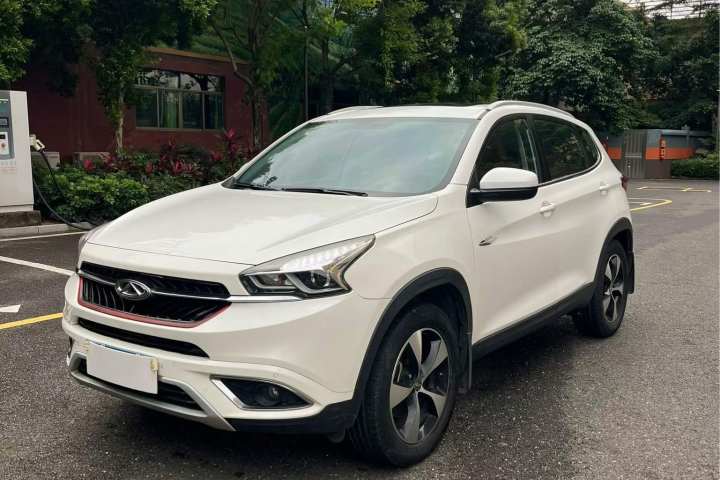 奇瑞 瑞虎7 2.0L CVT耀目版