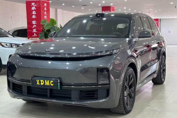 理想汽车 理想L8 2023款 Pro