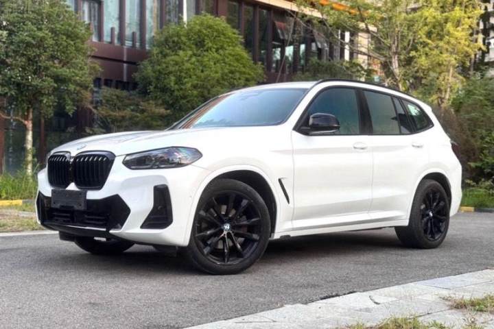 宝马 X3 2023款 xDrive30i 尊享型 M曜夜套装