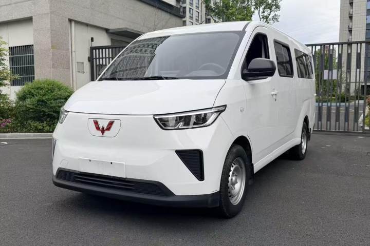 五菱汽车 五菱扬光 300km 舒适型客车版 75kW