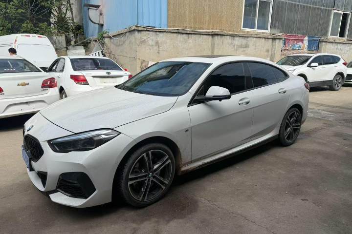 宝马 2系(进口) 225i 四门轿跑车 M运动曜夜套装