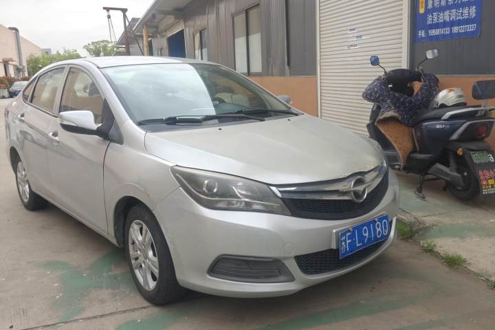 海马 M3 1.5L 手动标准型