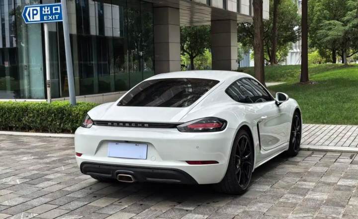 保时捷 718 2022款 Cayman 2.0T