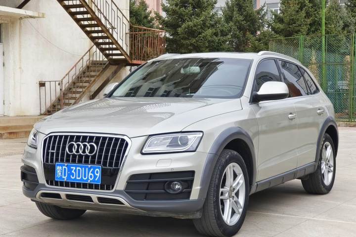 奥迪 Q5 2018款 典藏版 40 TFSI 技术型