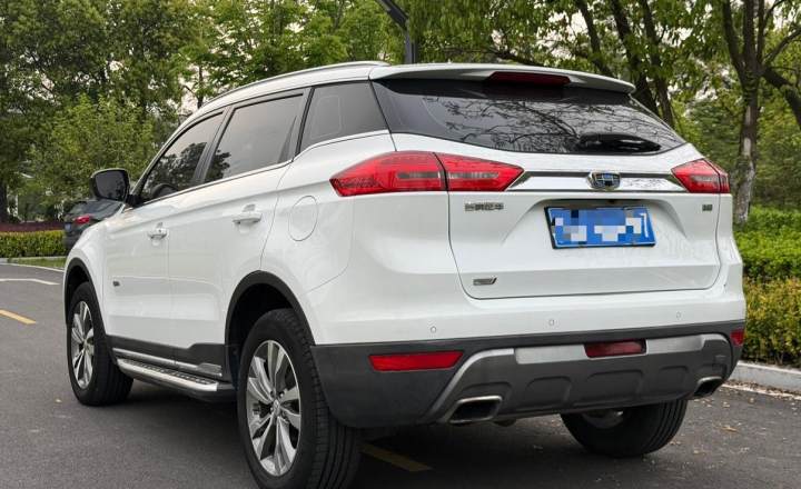 吉利汽车 博越 2016款 1.8TD 自动四驱智尊型