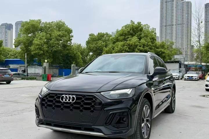 奥迪 Q5L 2025款 40 TFSI 时尚动感型