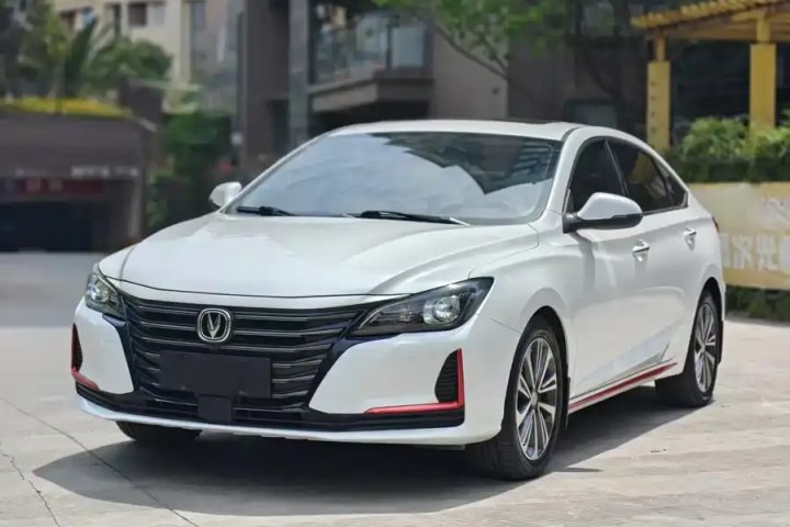 长安 锐程CC 蓝鲸版 1.5T DCT精英型