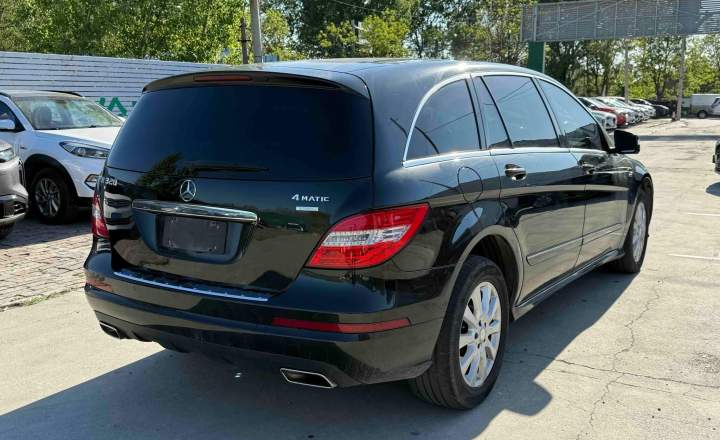 奔驰 R级 2017款 R 320 4MATIC 商务型臻藏版