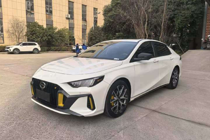 广汽传祺 影豹 270T DCT J16版