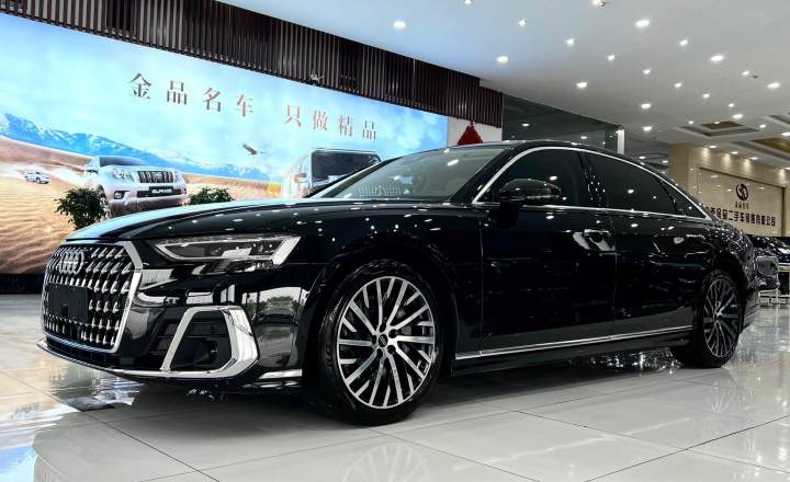 奥迪 A8 2025款 A8L 55 TFSI quattro 旗舰型