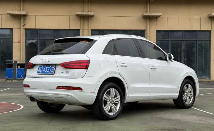 奥迪 Q3 2013款 35 TFSI quattro 技术型