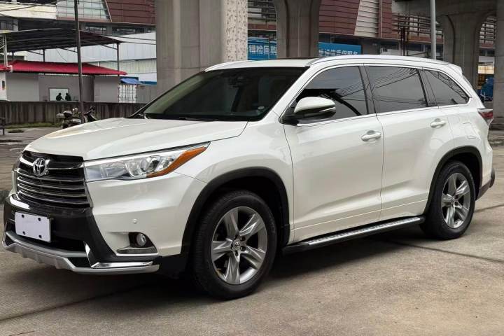 丰田 汉兰达 2015款 2.0T 四驱豪华版 7座