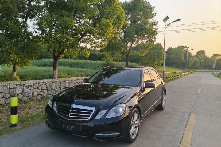 奔驰 E级 E 300 L 时尚型