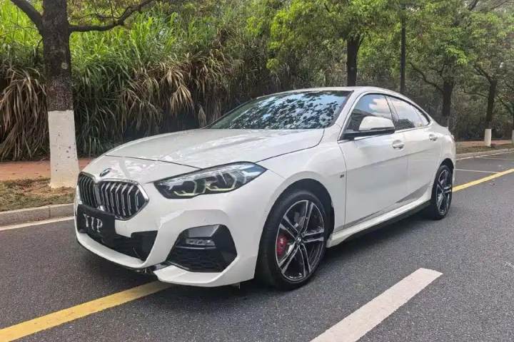 宝马 2系(进口) 225i 四门轿跑车 M运动套装