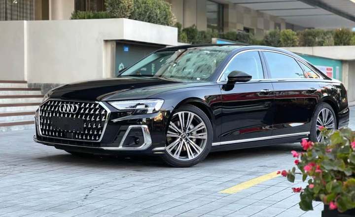 奥迪 A8 2025款 A8L 45 TFSI quattro 豪华型