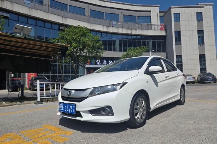 本田 锋范 1.5L CVT舒适版