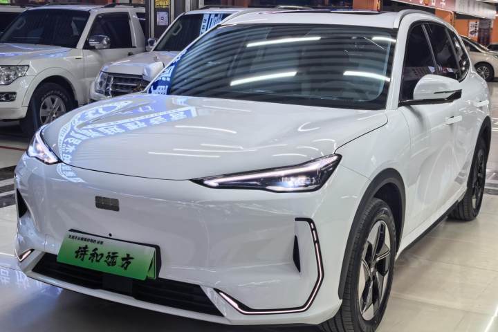 吉利银河 银河E5 530km 探索+版
