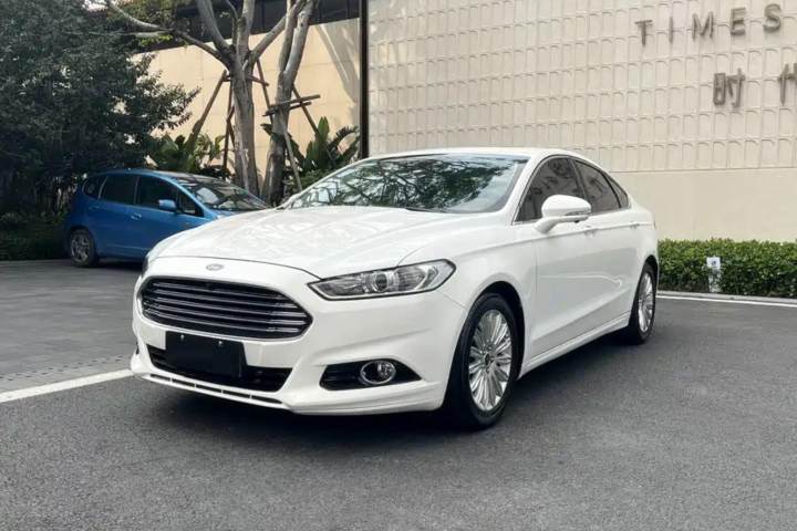 福特 蒙迪欧 2013款 2.0L GTDi200时尚型