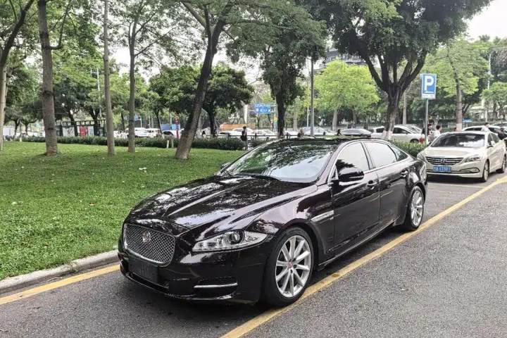 捷豹 XJ 2014款 XJL 3.0 SC 两驱尊享商务版