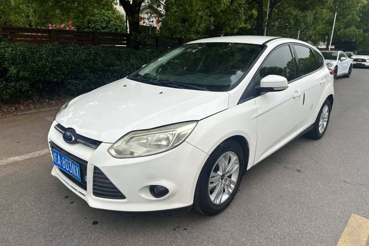 福特 福克斯 2012款 两厢 1.6L 手动舒适型