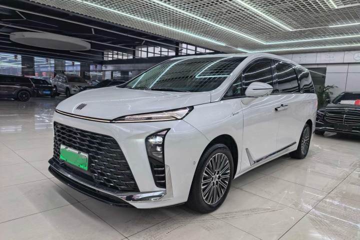 别克 GL8新能源 2024款 陆尊 奢享版 7座