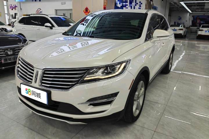 林肯 MKC 2.0T 两驱尊雅版