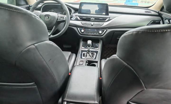 长安 锐程CC 2020款 1.5T 自动炫锐型