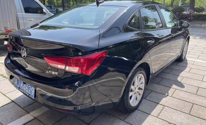 别克 威朗 2019款 三厢 15S 自动领先型