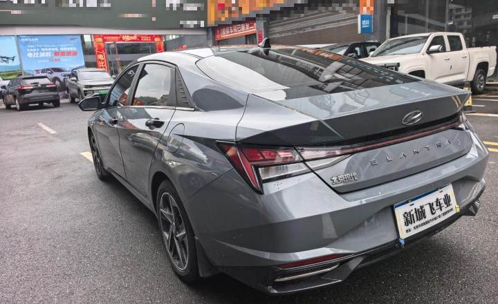现代 伊兰特 2022款 1.5L CVT GLX精英版