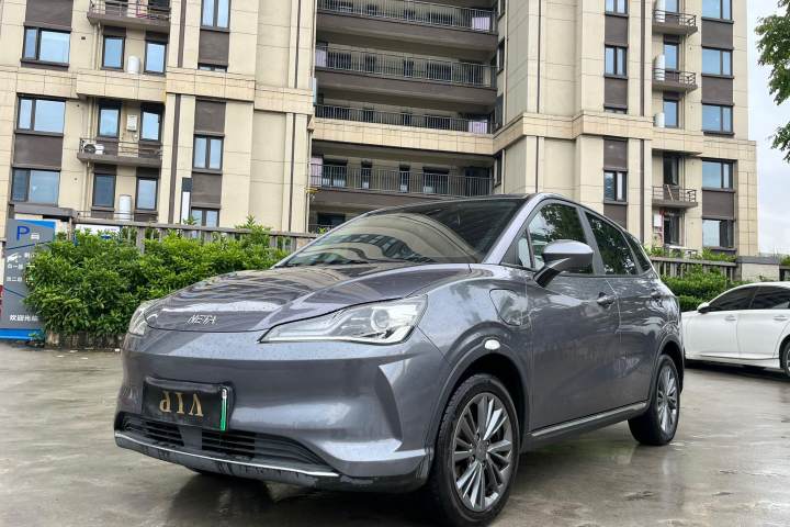 哪吒汽车 哪吒V 潮 400 Lite