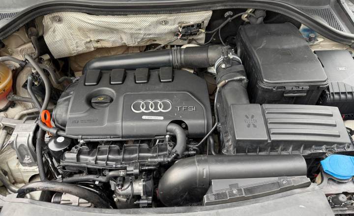 奥迪 Q3 2013款 35 TFSI quattro 技术型