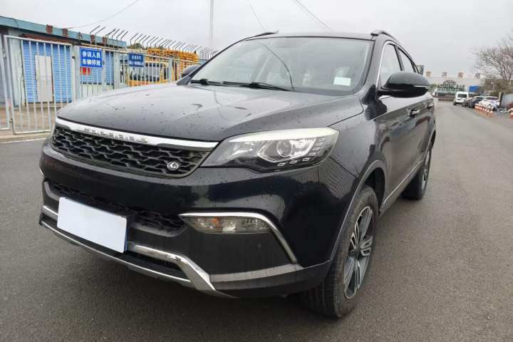 猎豹汽车 猎豹CS10 1.5T CVT尊贵型