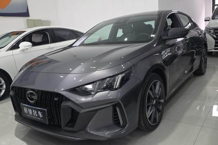 广汽传祺 影豹 270T DCT 影豹S版