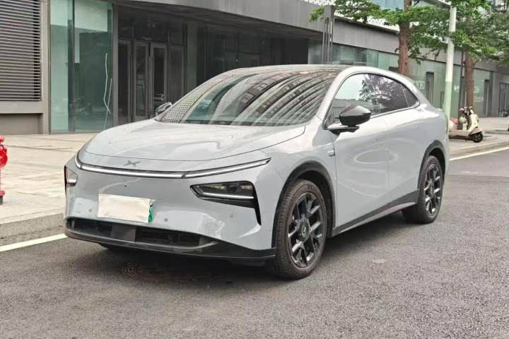小鹏 G7 2025款 702 超长续航 Ultra