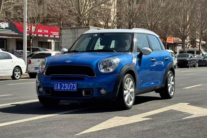 MINI  COUNTRYMAN 1.6T COOPER ALL4 Excitement