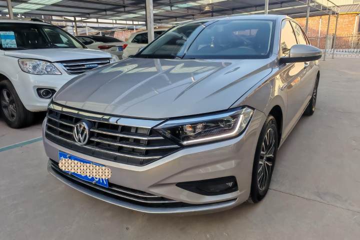 大众 速腾 200TSI DSG舒适智联版