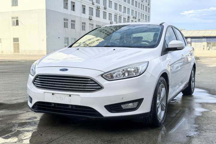福特 福克斯 2017款 三厢 1.6L 自动舒适型智行版