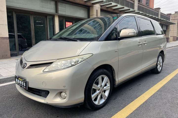 丰田 普瑞维亚 2.4L 7人座豪华版
