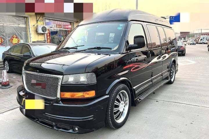 GMC SAVANA 5.3L 商务之星7座