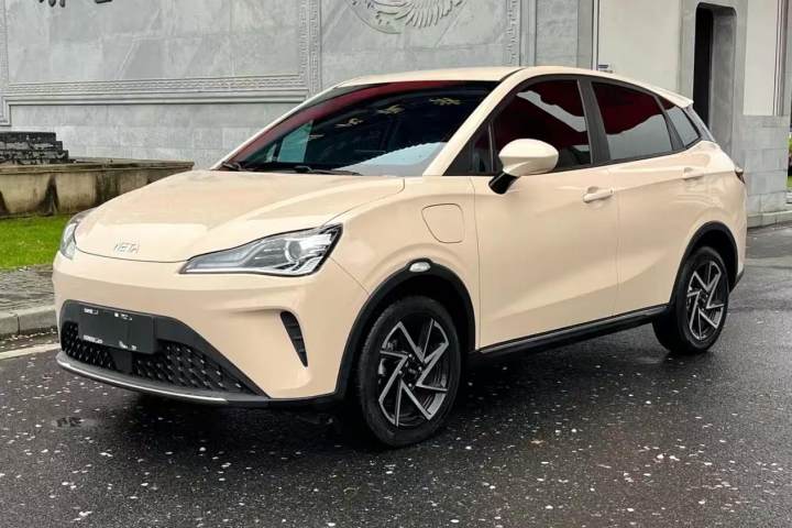 哪吒汽车 哪吒AYA 改款 401 Lite