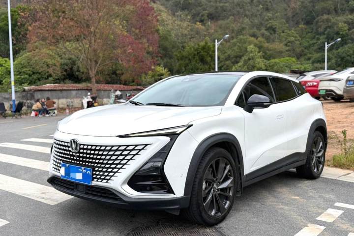 长安 UNI-T 1.5T 旗舰型