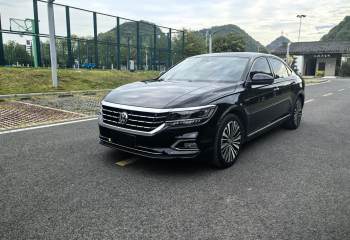 大众 帕萨特 2019款 330TSI 尊贵版 国VI