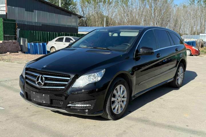 奔驰 R级 2017款 R 320 4MATIC 商务型臻藏版