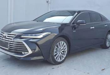 丰田 亚洲龙 2024款 双擎 2.0L 豪华版