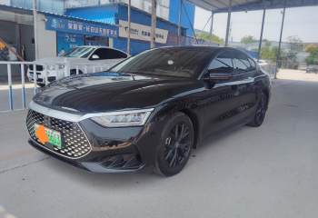 比亚迪 汉 2023款 DMi 冠军版 121KM 尊荣型